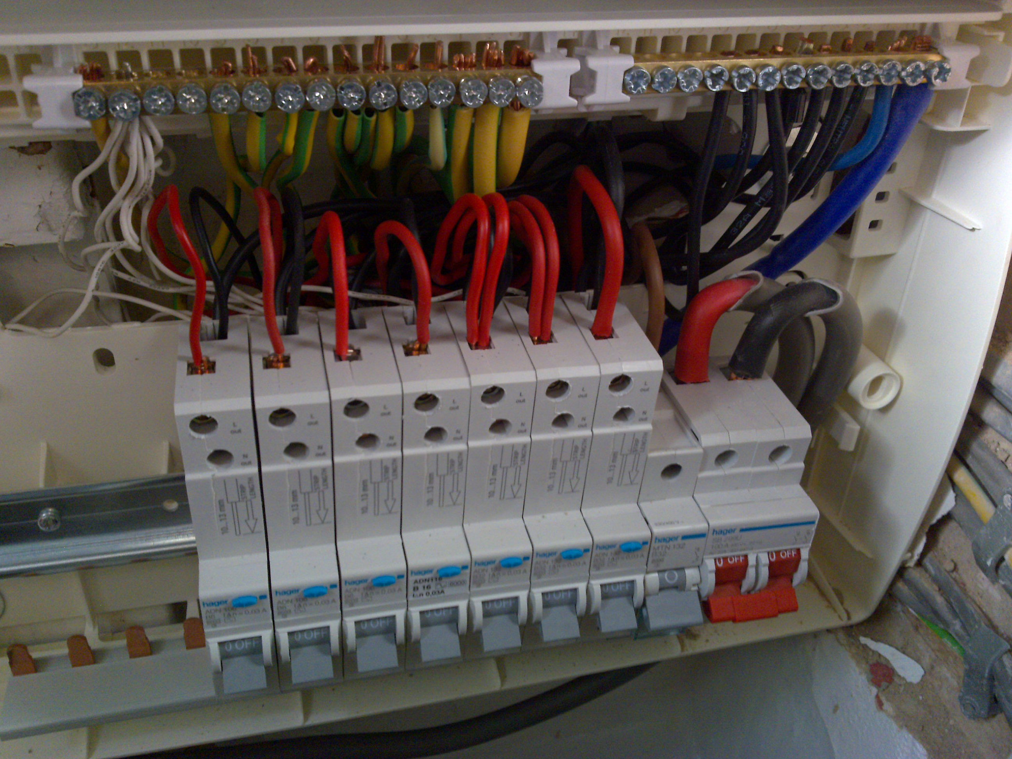 Nokia N96 sample photo. Fuse board replacement south essex photography
