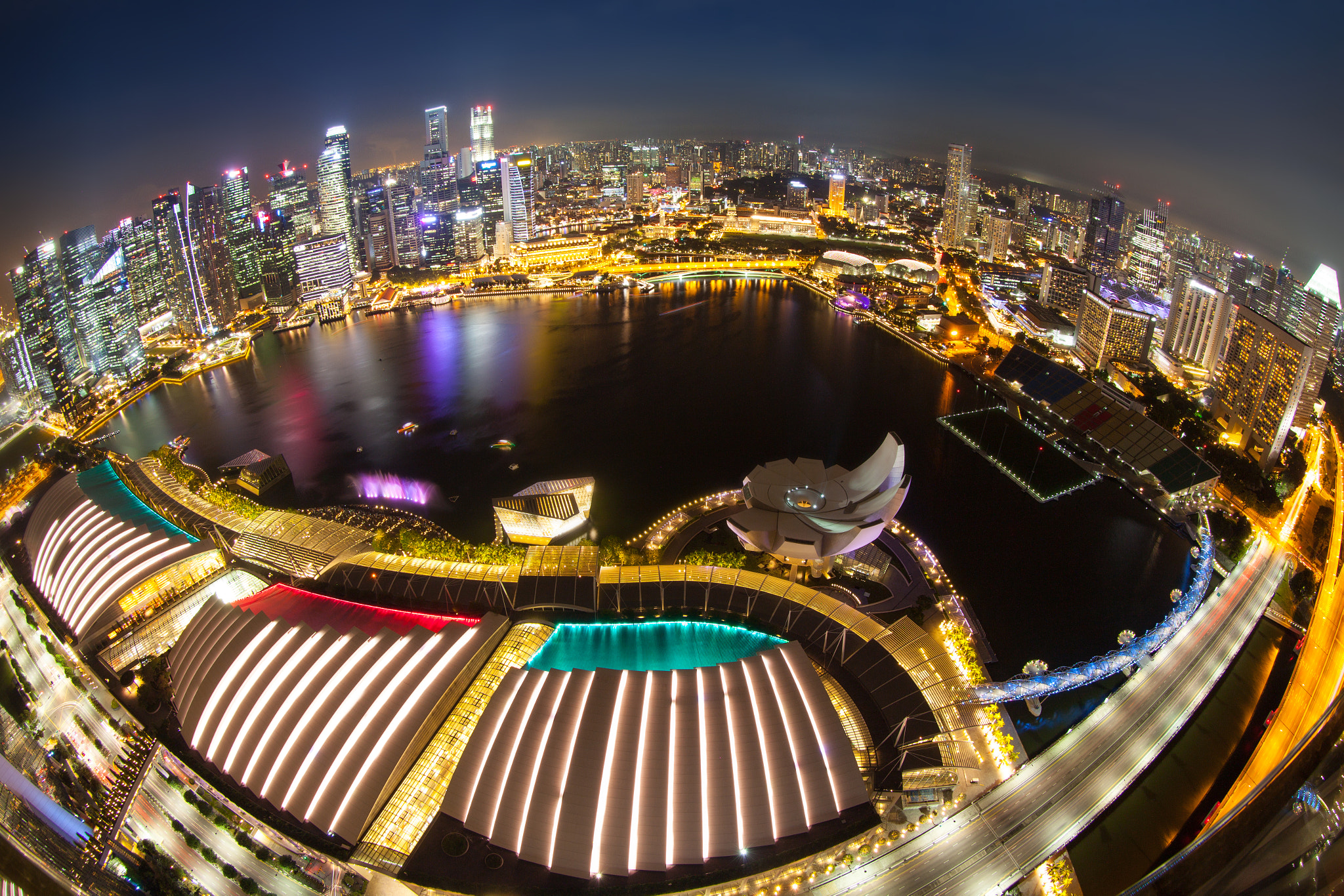 Canon EF 8-15mm F4L Fisheye USM sample photo. Singapore nightfall photography
