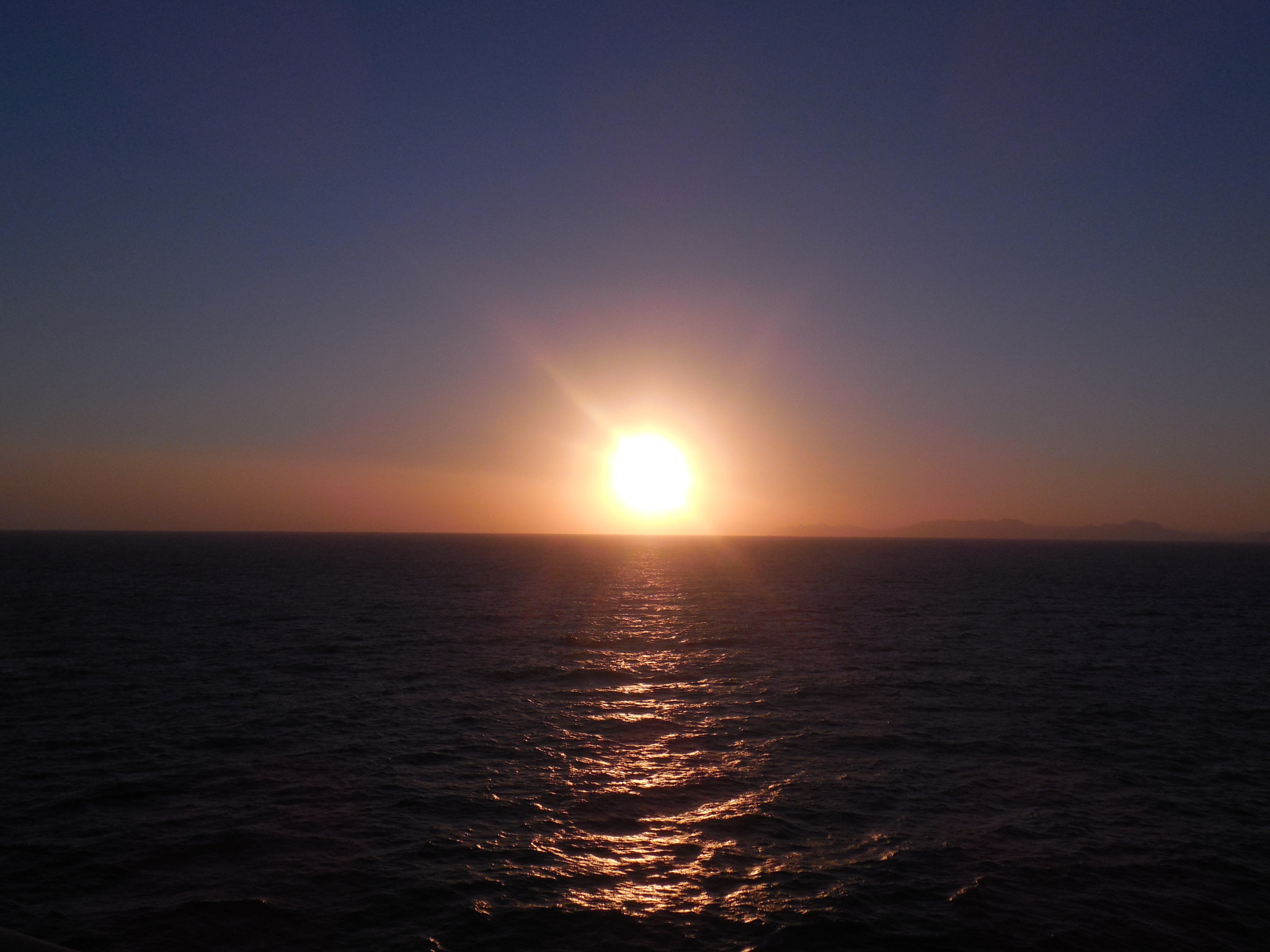 Nikon Coolpix S5200 sample photo. Sunset photography