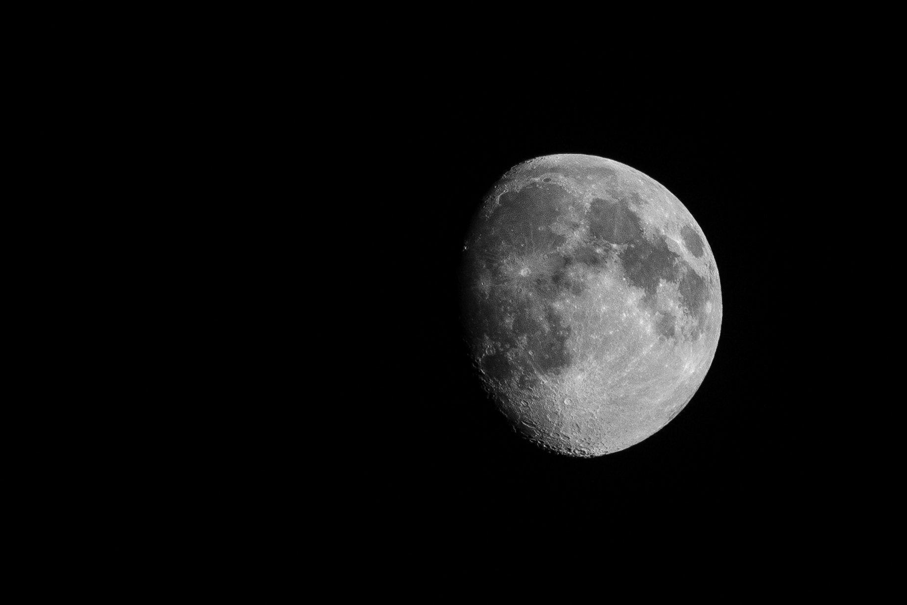 Sigma 70-300mm F4-5.6 APO DG Macro sample photo. The copernicus crater photography