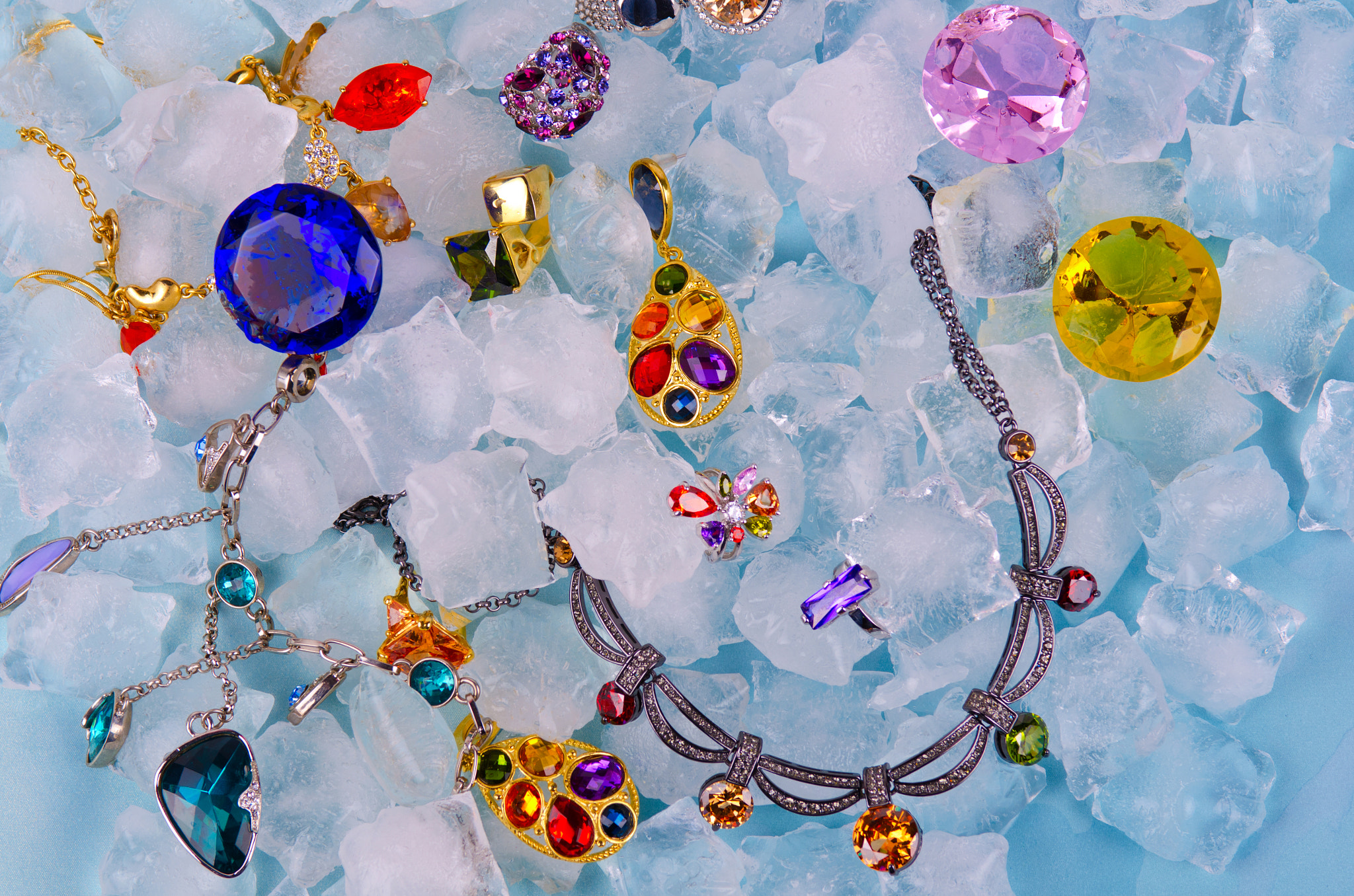 Nikon AF-S Nikkor 28-70mm F2.8 ED-IF sample photo. Jewels at ice photography