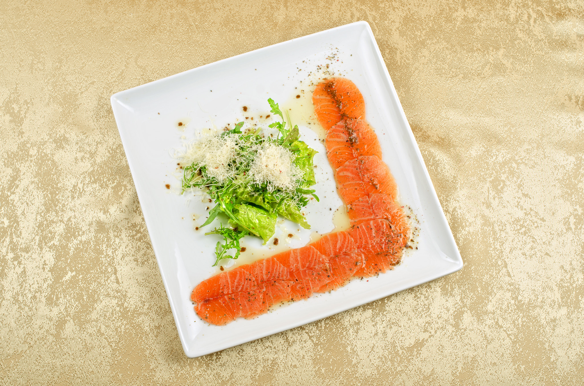 Nikon D7000 + Nikon AF Nikkor 35mm F2D sample photo. Fish carpaccio with salad photography