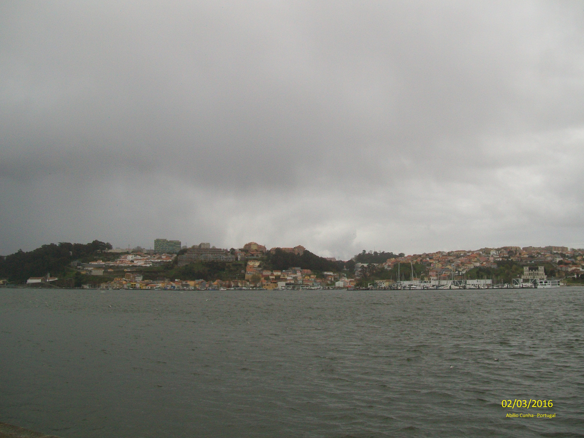 Kodak EasyShare C913 sample photo. Rio douro e vila pescatória da afurada vila nova de gaia photography