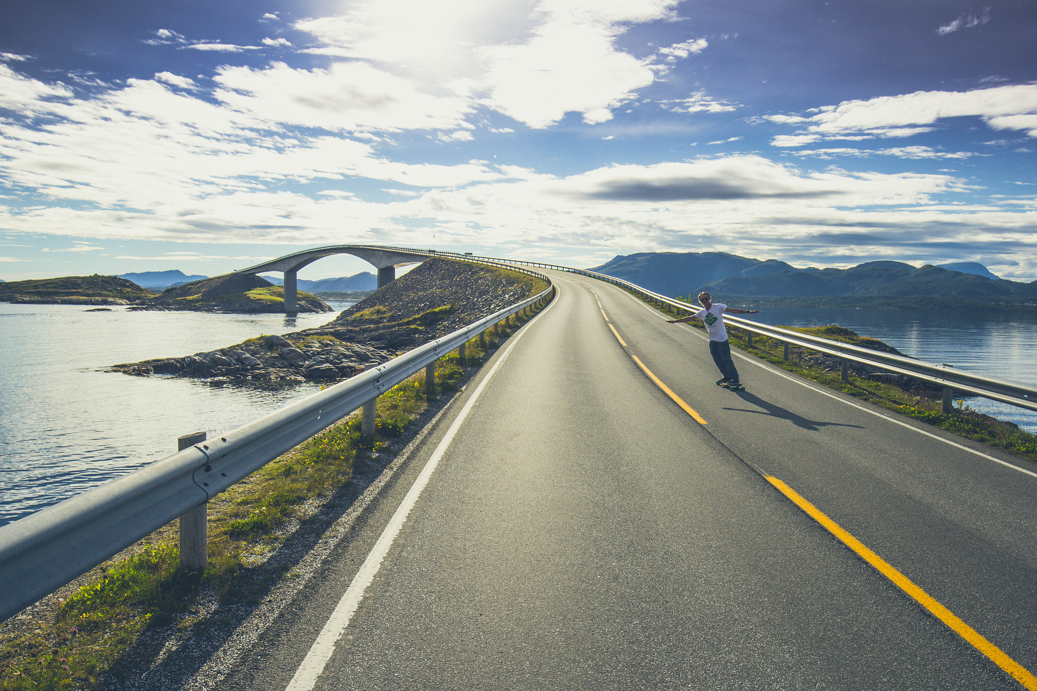 Canon EOS 60D + Canon EF 16-35mm F4L IS USM sample photo. Crusing the atlantic roads. photography