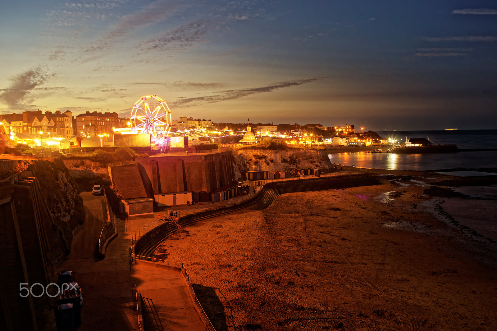Sony Alpha DSLR-A900 + Soligor 19-35mm F3.5-4.5 sample photo. Fun fair photography