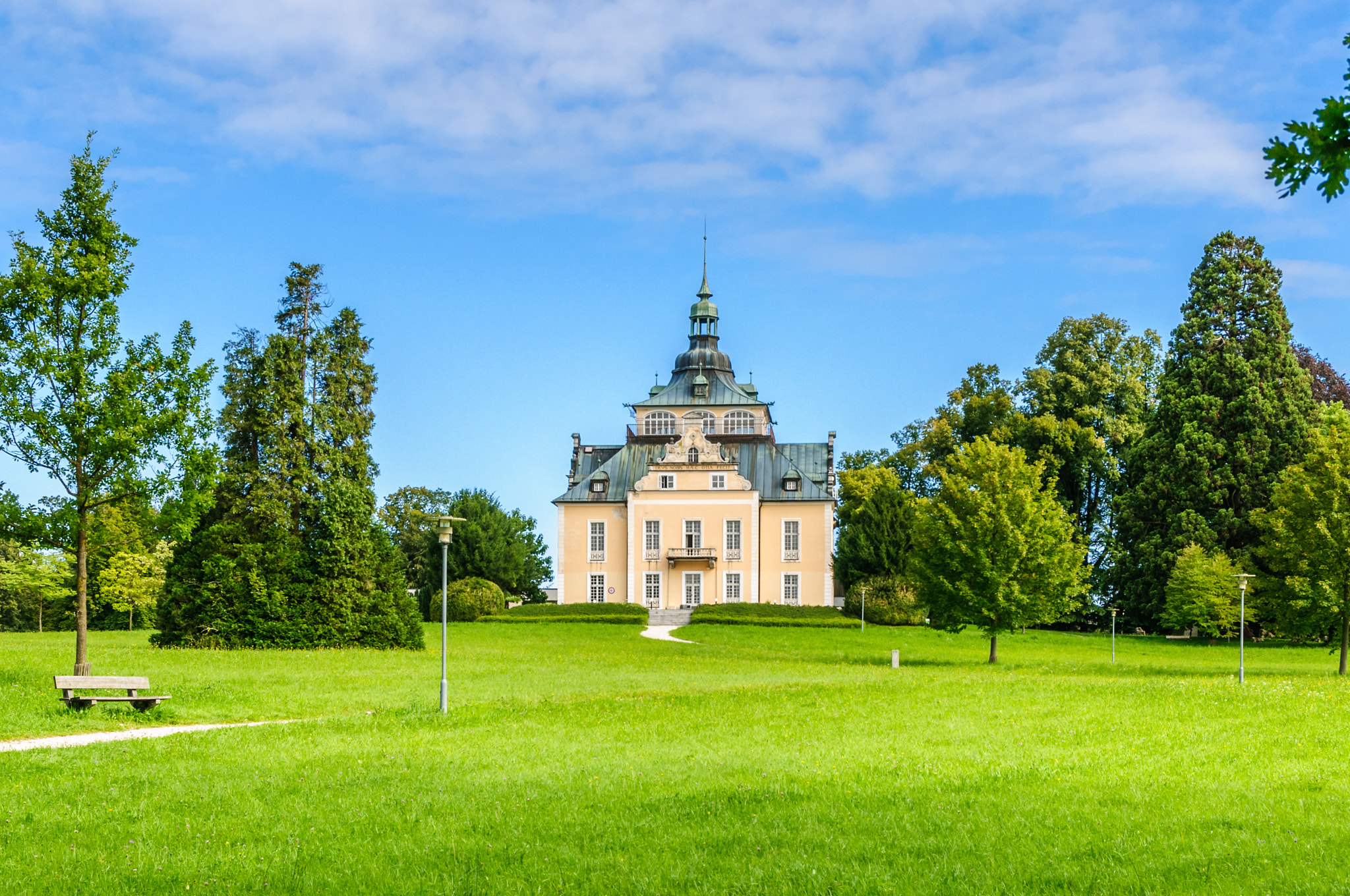 Sigma 17-70mm F2.8-4 DC Macro OS HSM | C sample photo. Villa toscana gmunden photography