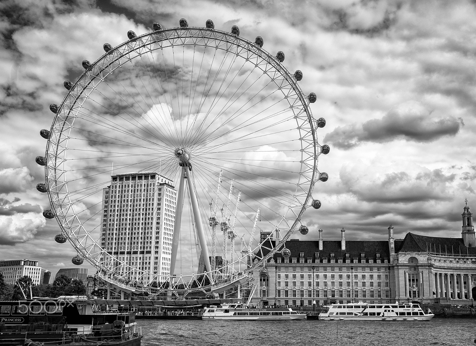 Nikon D700 + Sigma 24-105mm F4 DG OS HSM Art sample photo. London eye. photography