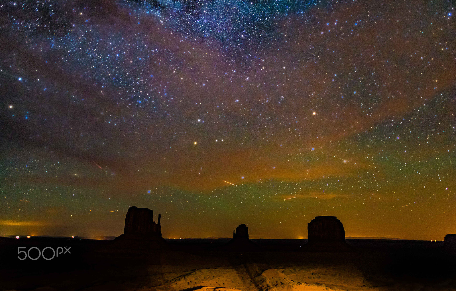 Nikon D5 sample photo. Monumeny valley cloudy night sky photography