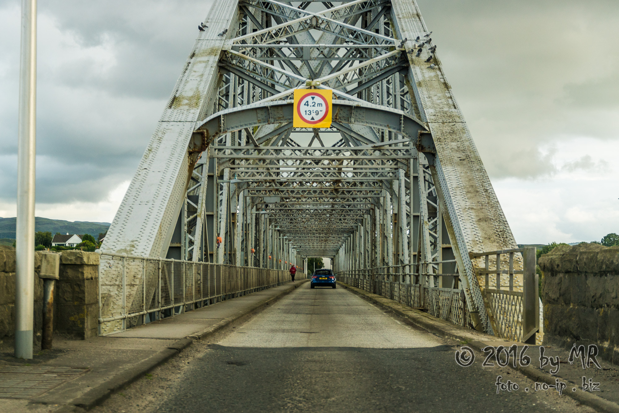 Sigma 17-70mm F2.8-4 DC Macro HSM sample photo. Bridge photography