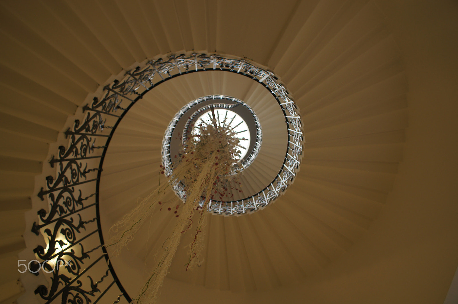 Sony SLT-A55 (SLT-A55V) sample photo. Going around the twist photography