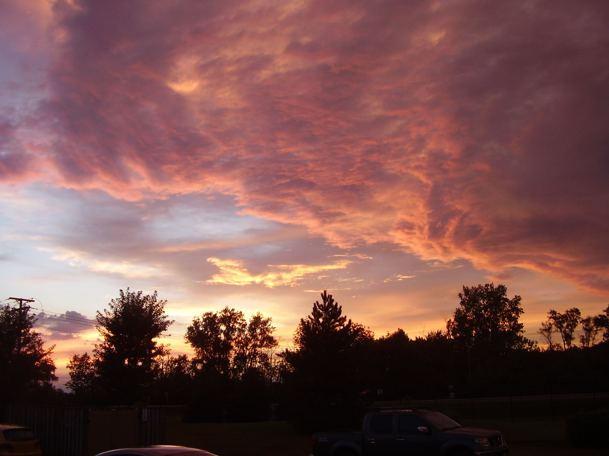 Olympus FE115,X715 sample photo. This sky is on fire photography