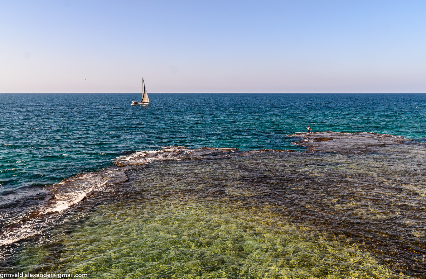 Nikon D7000 + Sigma 18-50mm F2.8 EX DC Macro sample photo. Lone white sail photography