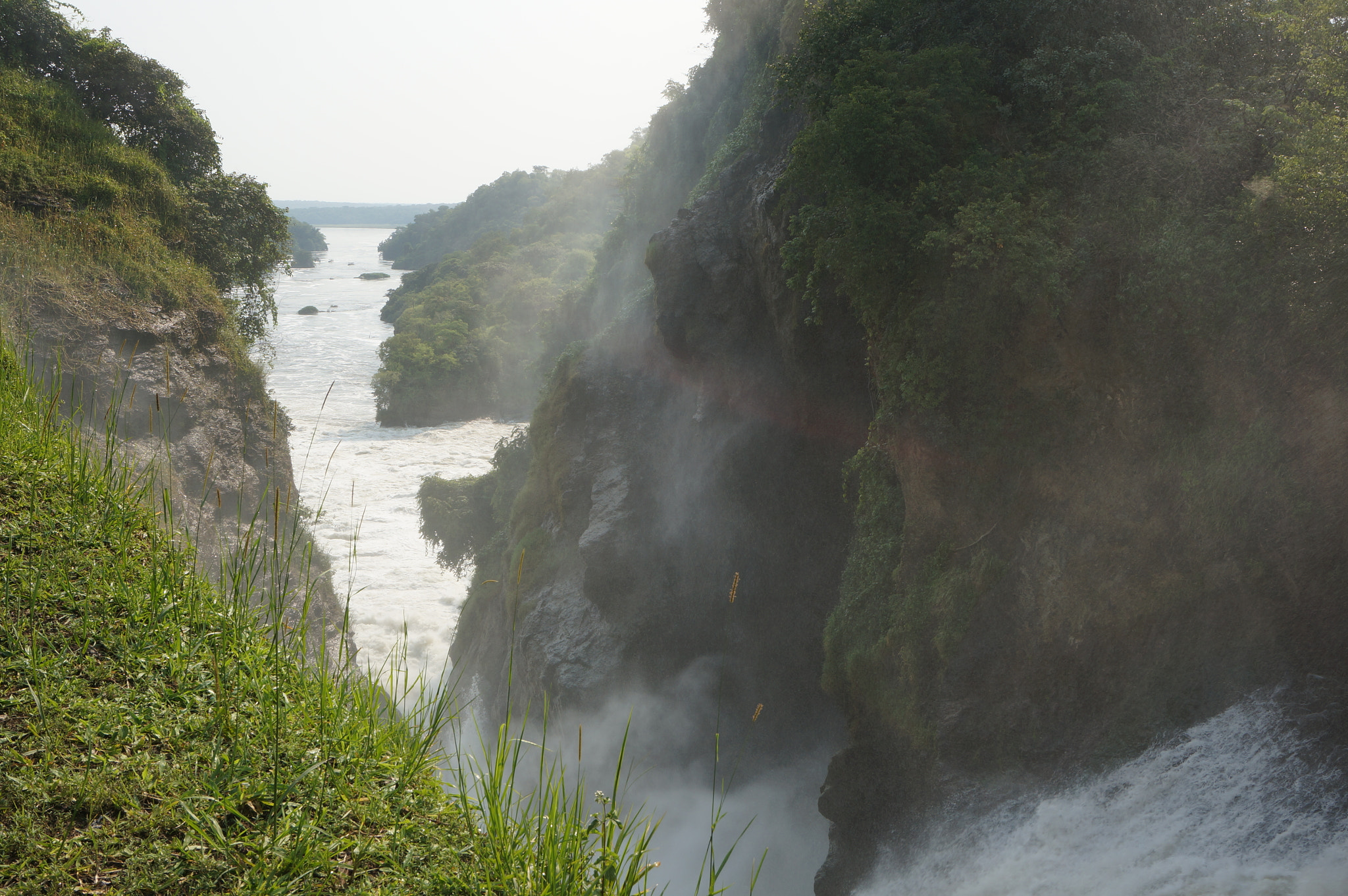 Sony Alpha NEX-6 + Sony E 18-50mm F4-5.6 sample photo. Murchison falls photography