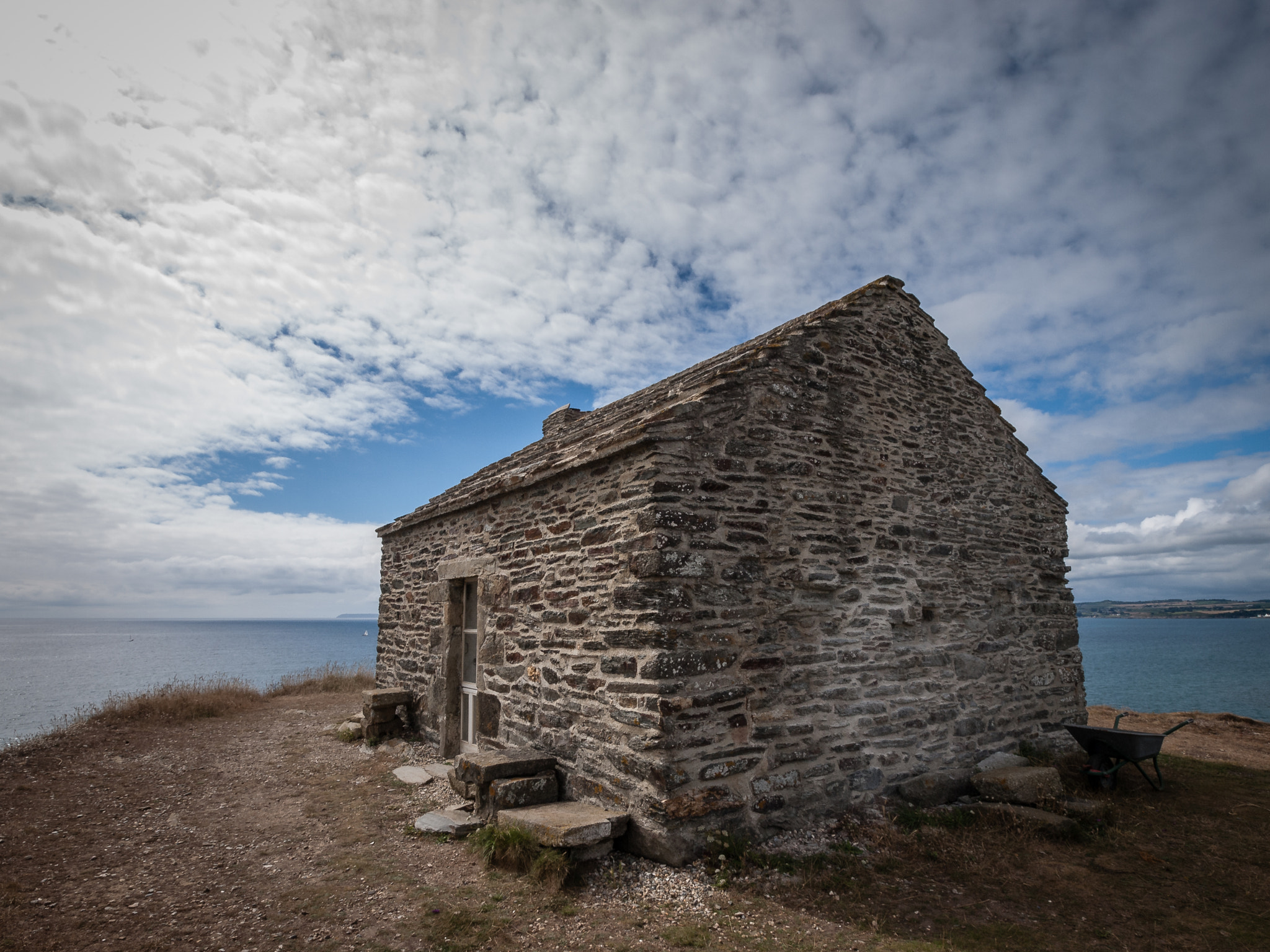 Olympus Zuiko Digital ED 9-18mm F4.0-5.6 sample photo. Pointe de tal ar grip, bretagne photography
