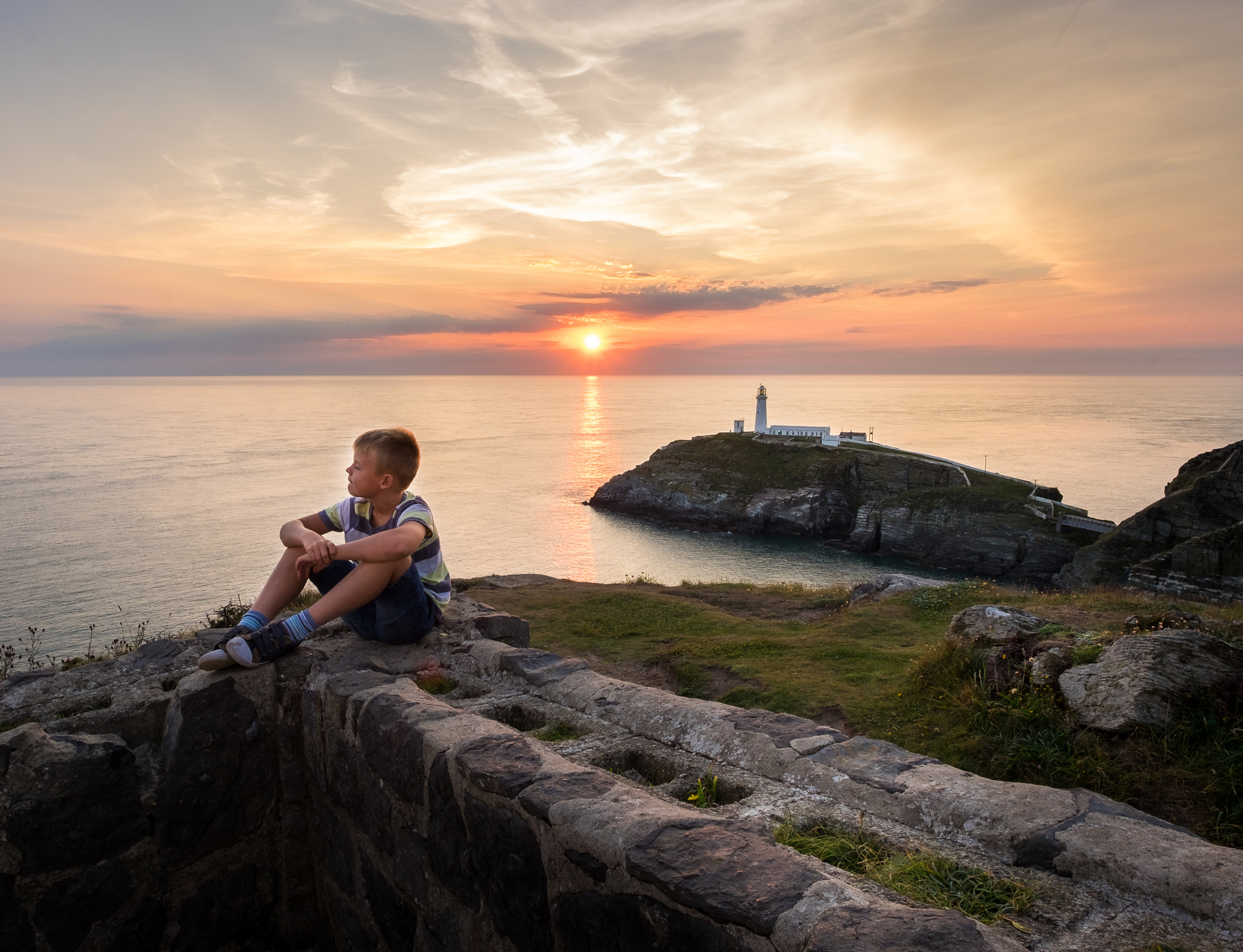 Fujifilm X-T10 + Fujifilm XF 14mm F2.8 R sample photo. Dreaming of south stack photography