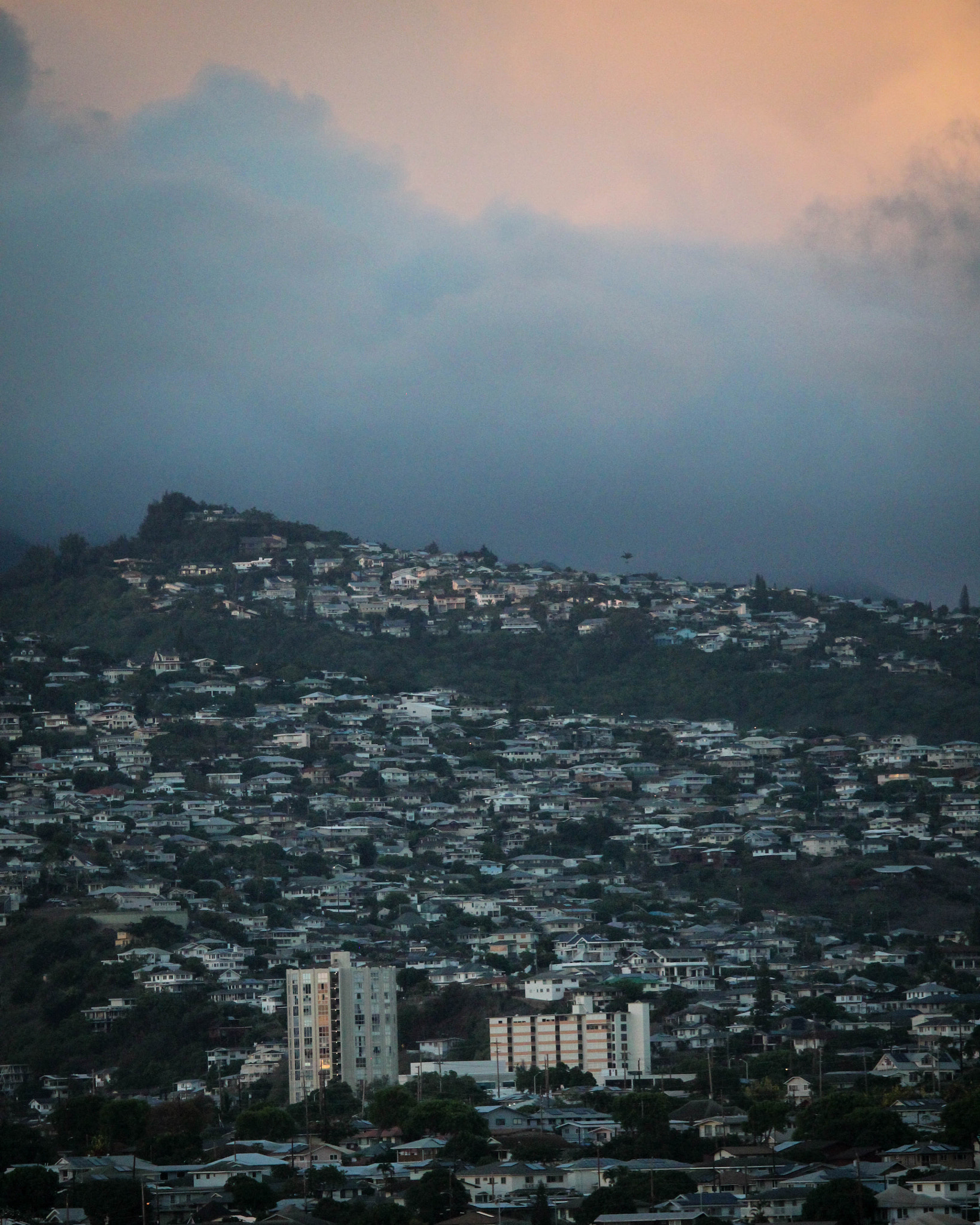 Canon EF-S 55-250mm F4-5.6 IS STM sample photo. Hawaii hill photography