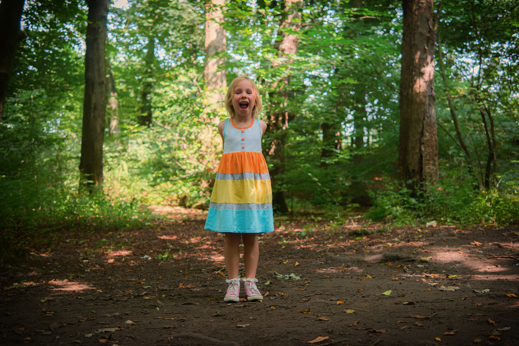 NX 30mm F2 sample photo. Armless photography