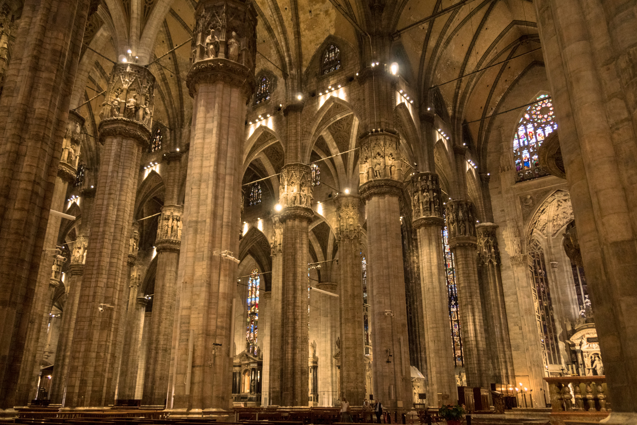 Sony DT 18-250mm F3.5-6.3 sample photo. Duomo milan photography