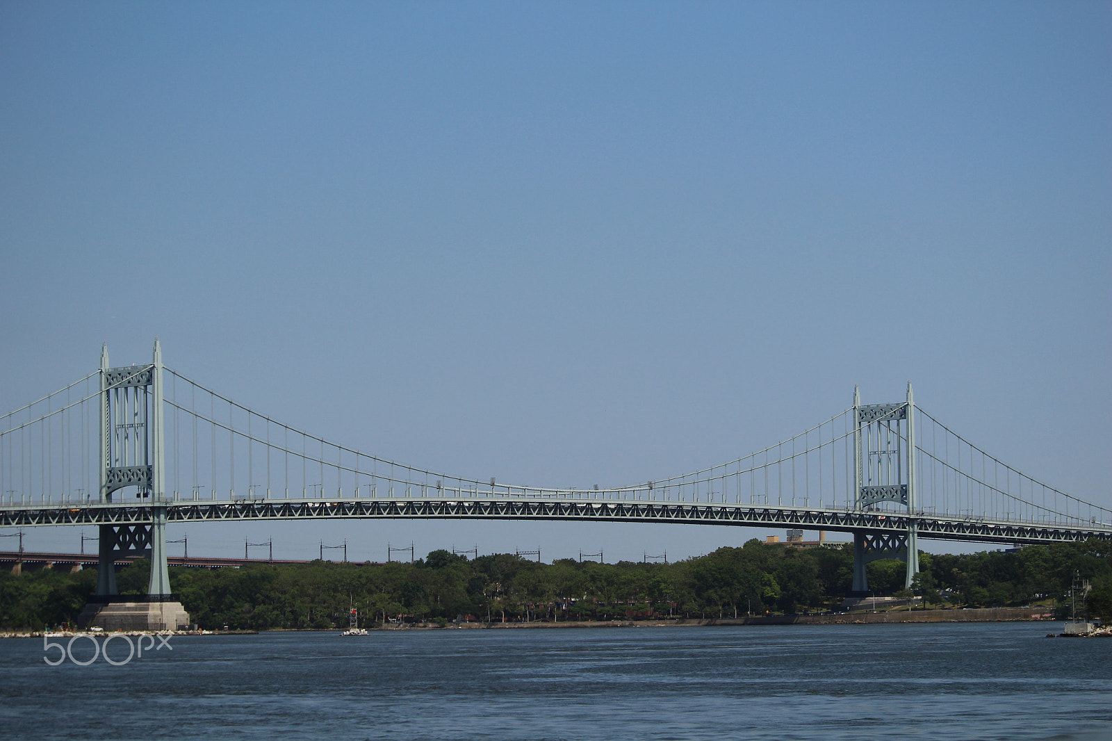 Canon EOS 100D (EOS Rebel SL1 / EOS Kiss X7) sample photo. Blue bridge photography