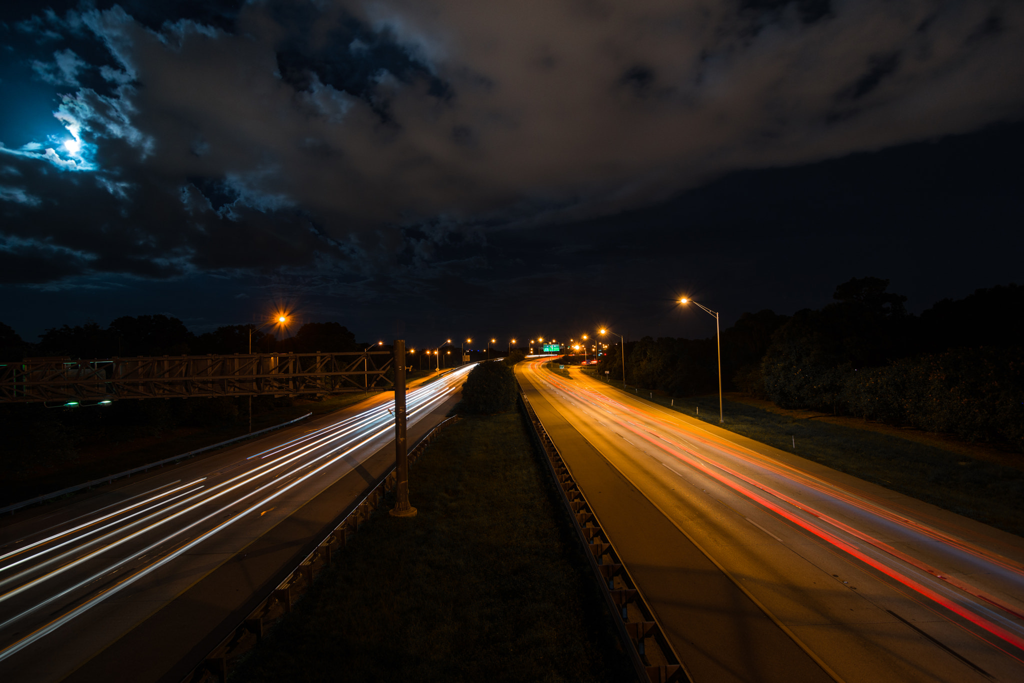 Tokina AT-X Pro 11-16mm F2.8 DX sample photo. Moon over the higway photography