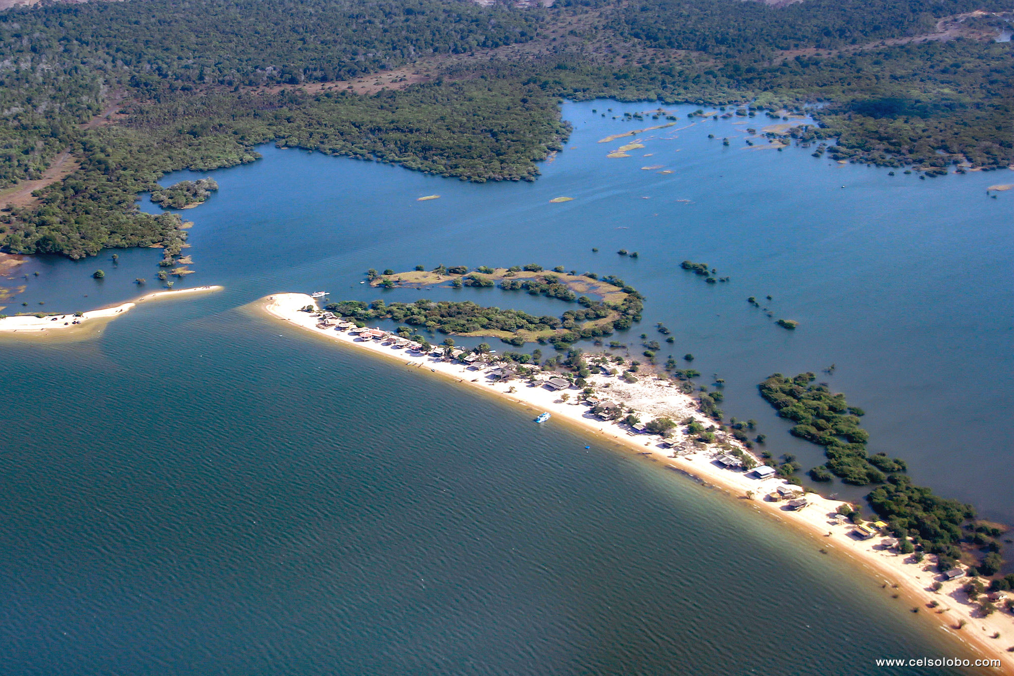 Sigma 24-70mm F2.8 EX DG Macro sample photo. Lago do juá em santarém-pa - brasil photography