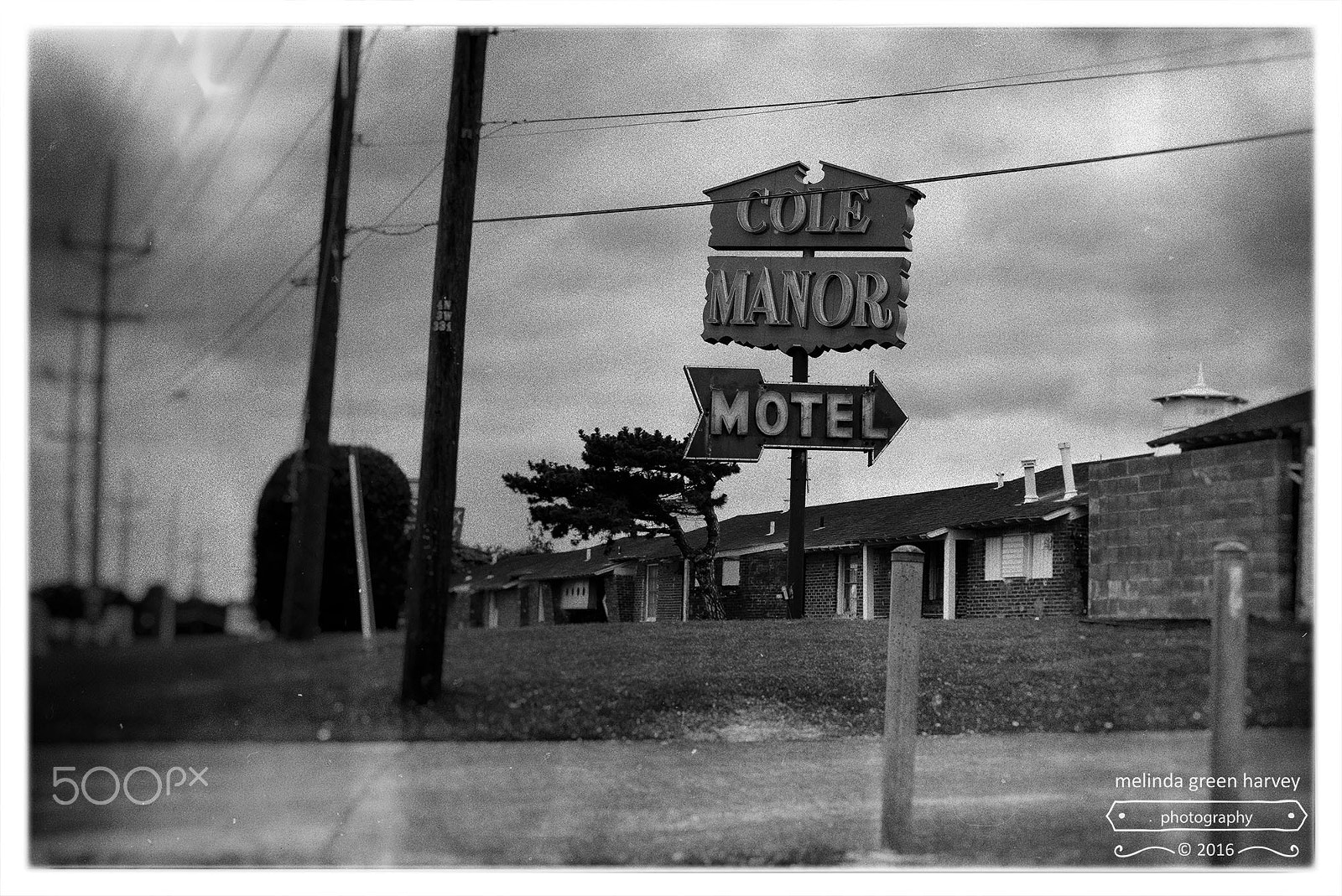 Leica Summarit-M 50mm F2.4 sample photo. As if to a manor of thy friends photography