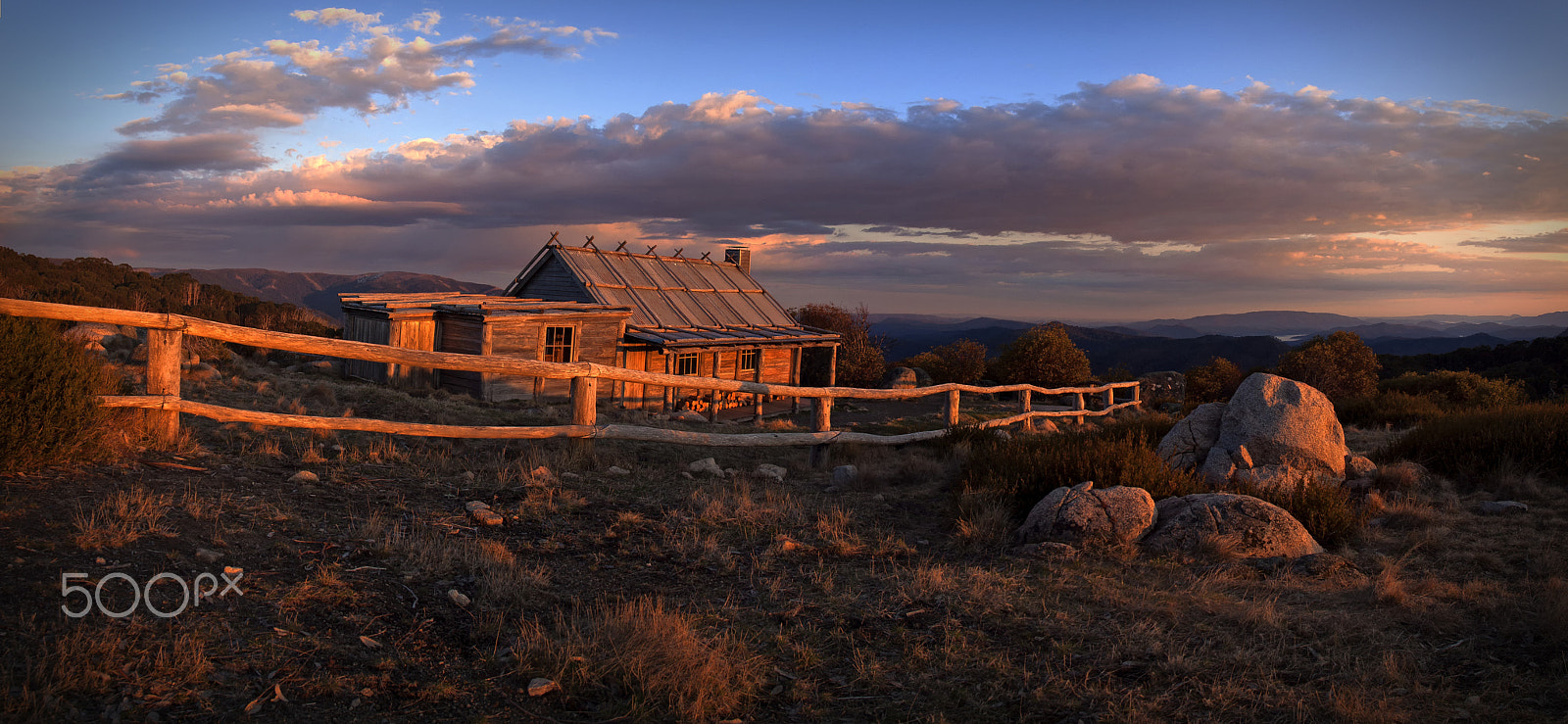 Olympus E-30 + Olympus Zuiko Digital 14-54mm F2.8-3.5 II sample photo. Craig's hut photography