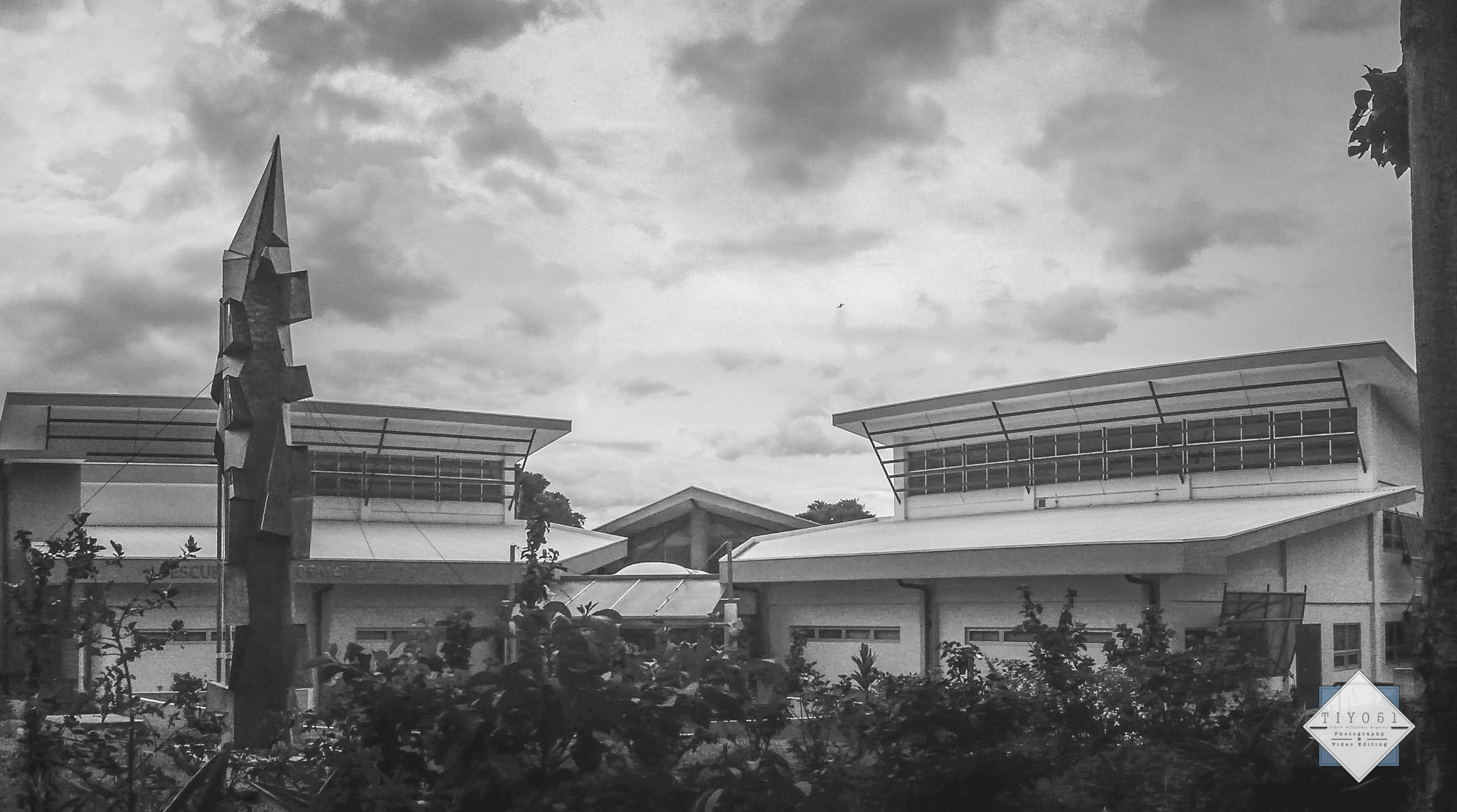 Samsung Galaxy S4 Active sample photo. Informatics school ~ una ~ b&w sunset photography