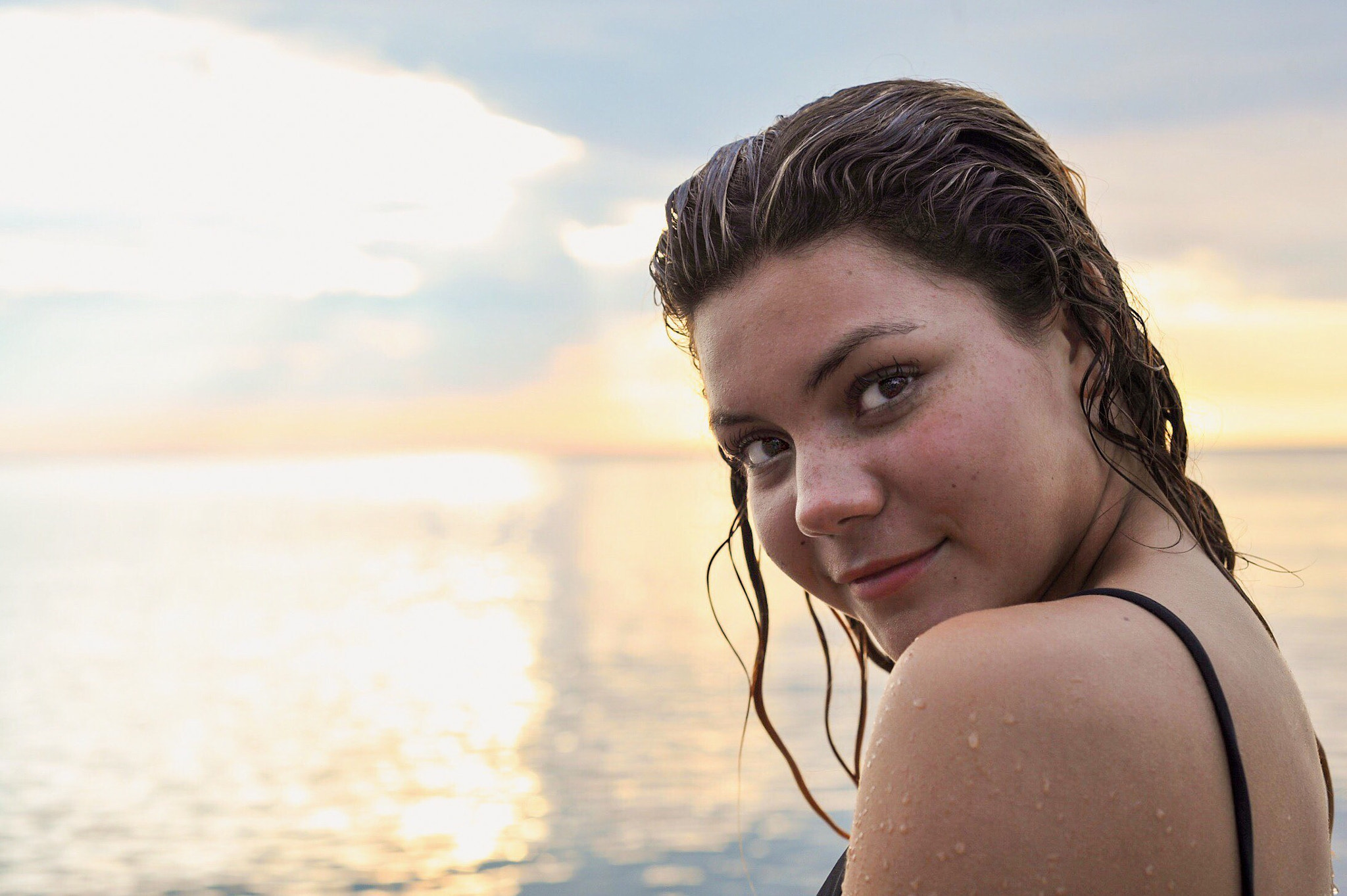 Nikon D3 sample photo. Sunrise swim; lake michigan, wi photography