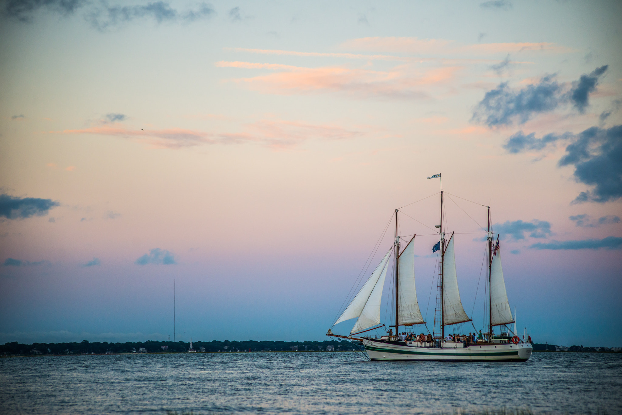 Sigma 70-300mm F4-5.6 APO DG Macro sample photo. Chesapeake compliment photography