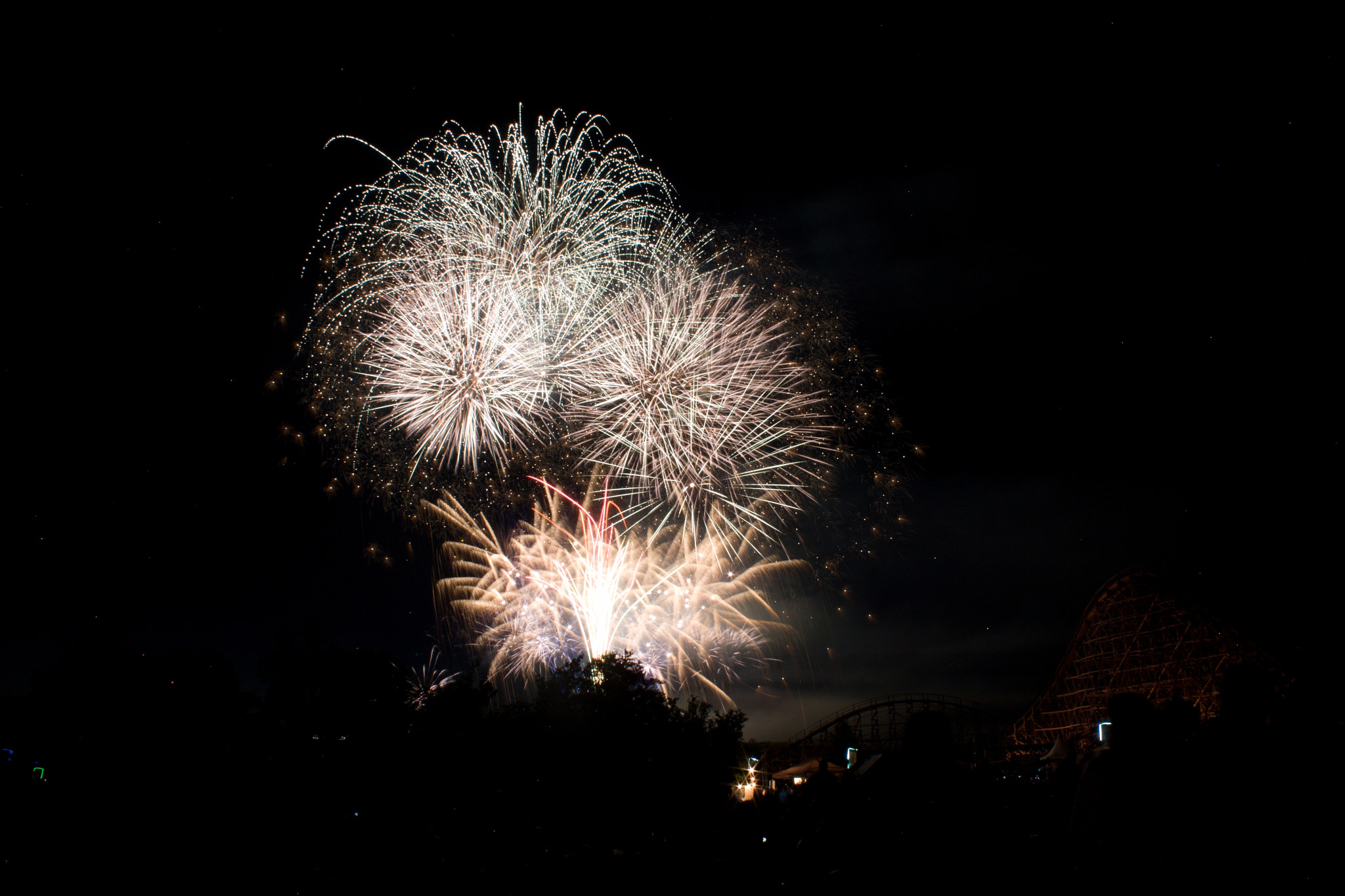 18.00 - 55.00 mm sample photo. Firework photography