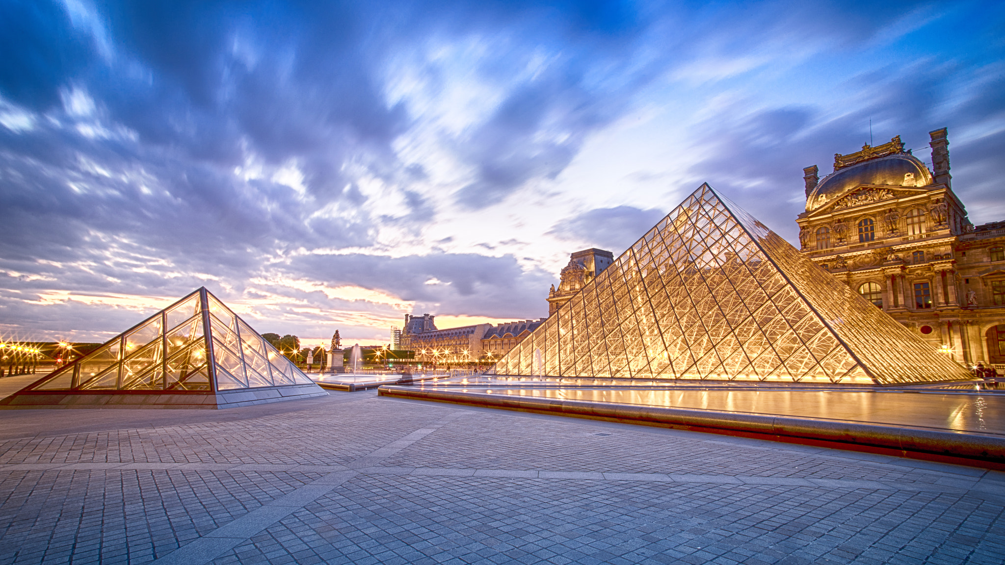 Sigma 17-35mm F2.8-4 EX DG  Aspherical HSM sample photo. Louvre 3 photography