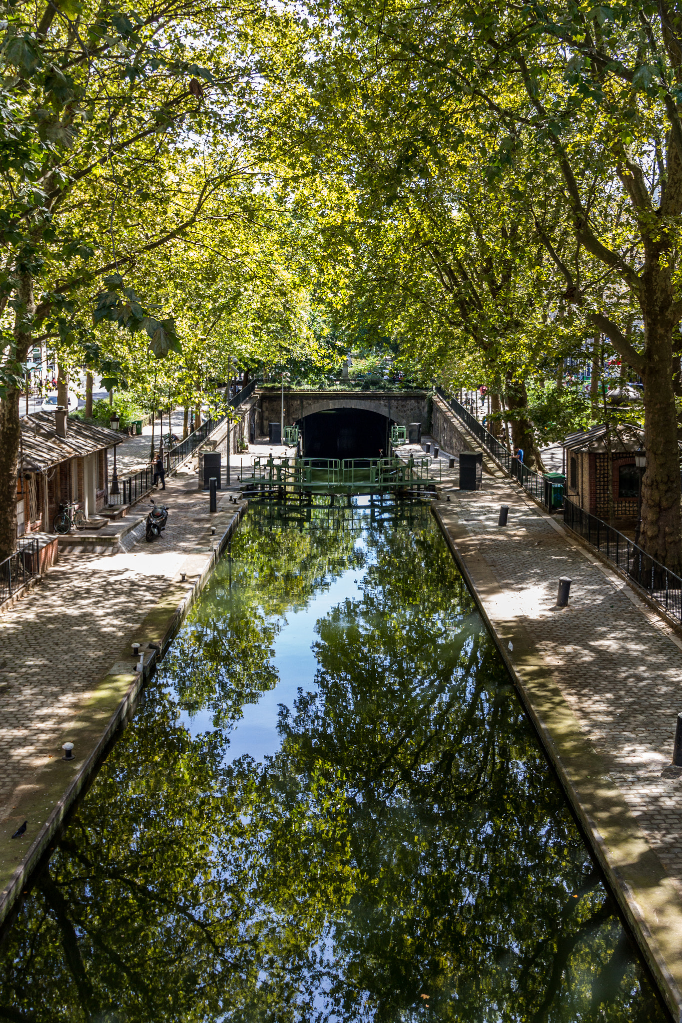 Canon EF 24-105mm F3.5-5.6 IS STM sample photo. Canal st martin photography