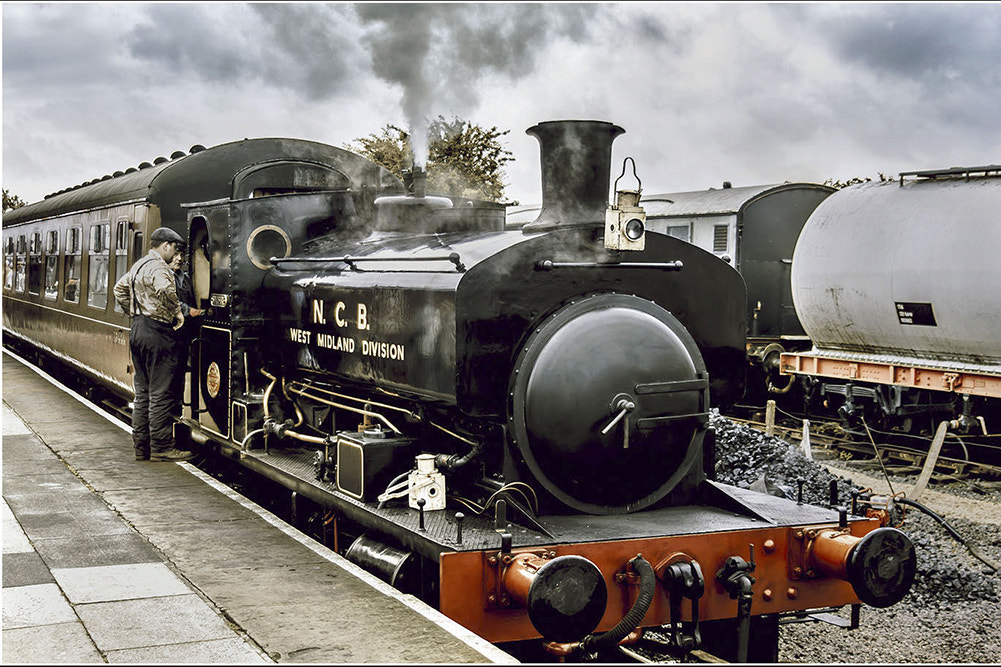 Sony Alpha DSLR-A350 + Minolta AF 28-80mm F4-5.6 sample photo. Lincolnsire wolds railway photography