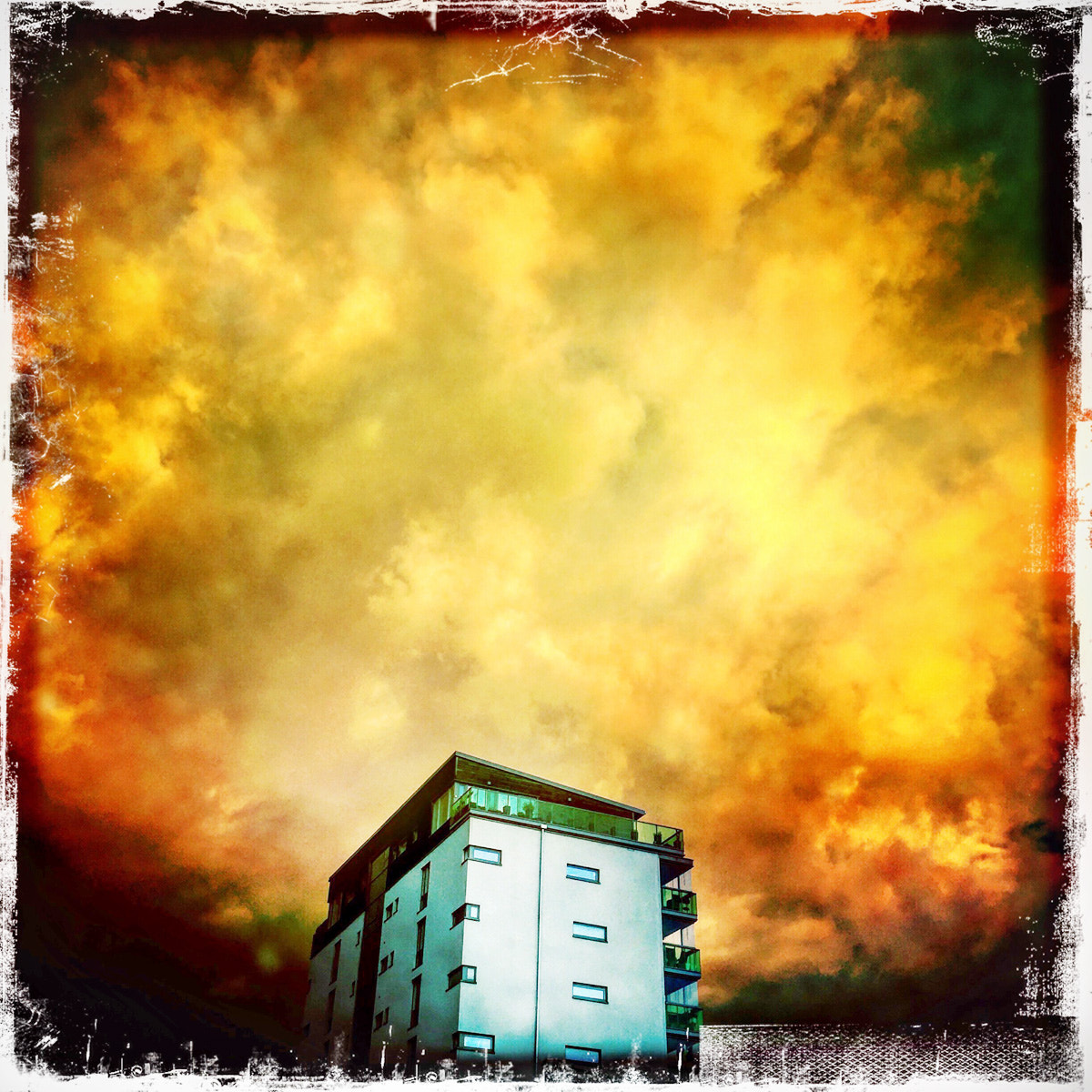 Hipstamatic 314 sample photo. Save us tom cruise!!! photography