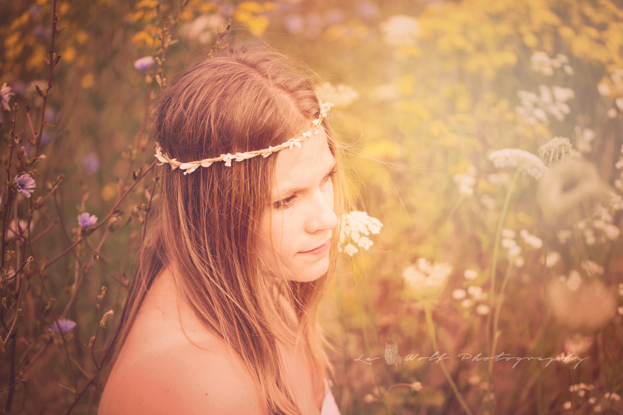 Nikon D5 + Sigma 105mm F2.8 EX DG OS HSM sample photo. Girl and flowers photography