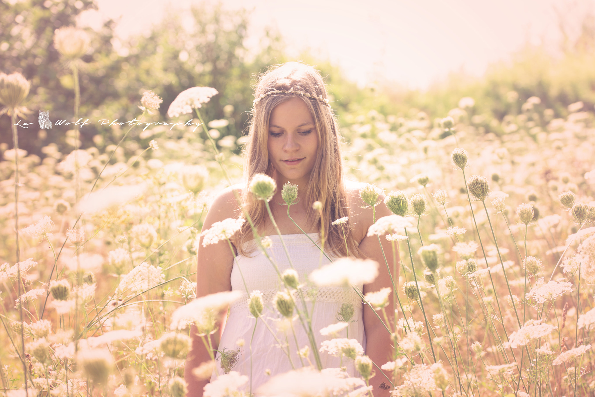 Nikon D5 sample photo. Girl and flowers photography