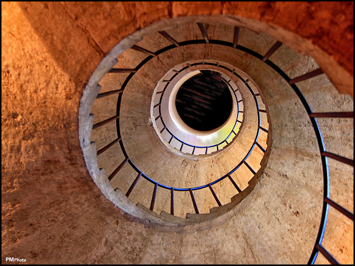Canon EF-S 17-85mm F4-5.6 IS USM sample photo. Tivoli stairs #2 photography