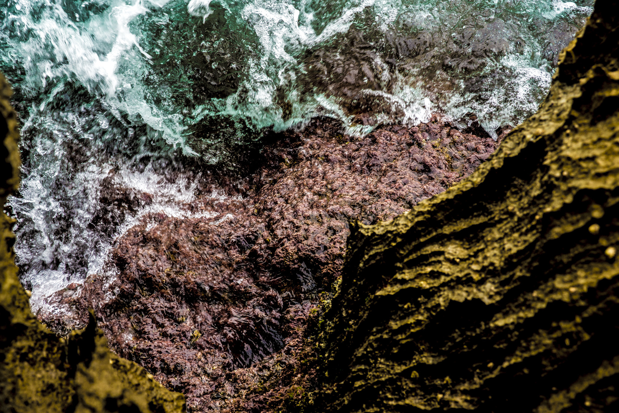 AF Zoom-Nikkor 28-105mm f/3.5-4.5D IF sample photo. Boulder photography