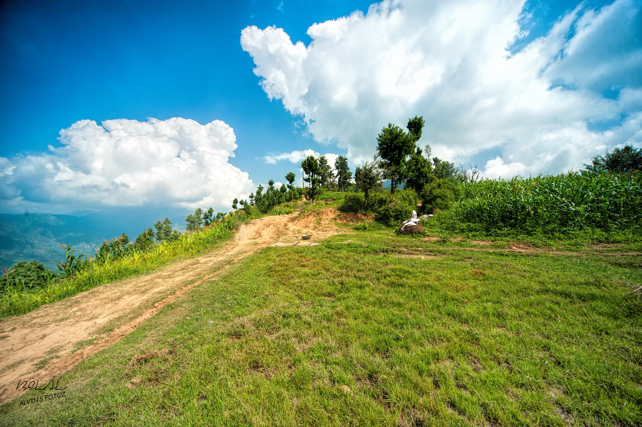 Nikon D700 + Sigma 12-24mm F4.5-5.6 EX DG Aspherical HSM sample photo. Mount loye sarr photography