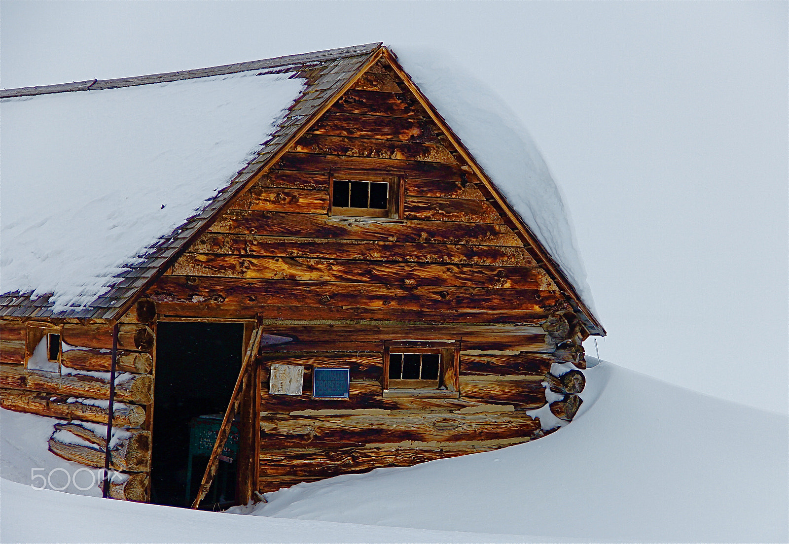 Canon EF-S 18-135mm F3.5-5.6 IS sample photo. Lost cabin photography