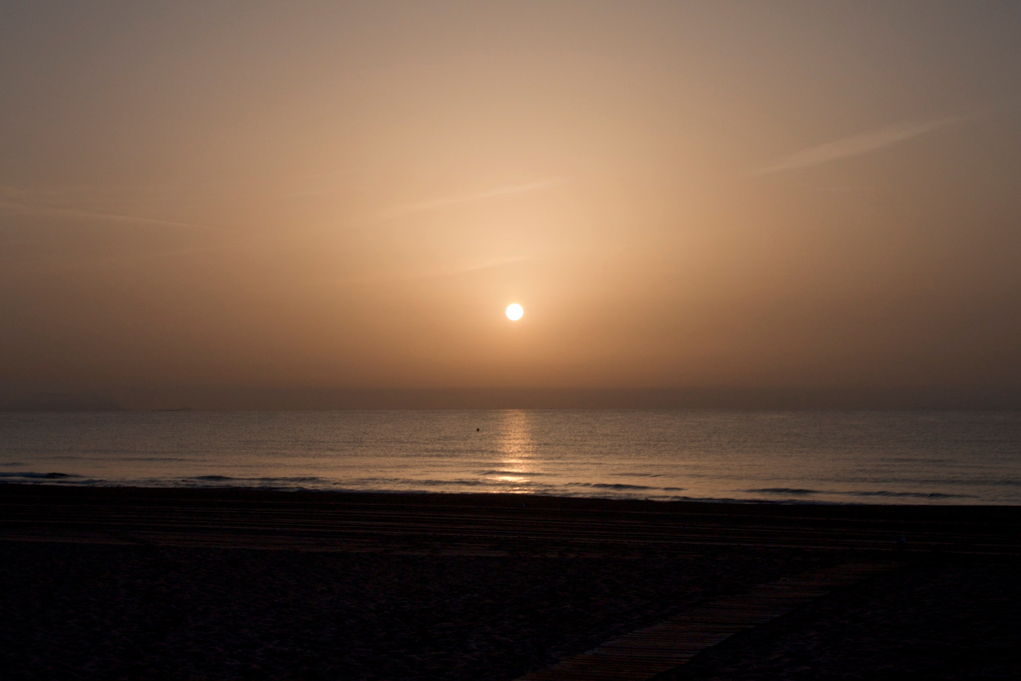 Canon EOS 500D (EOS Rebel T1i / EOS Kiss X3) sample photo. Sunrise over the mediterranean sea photography