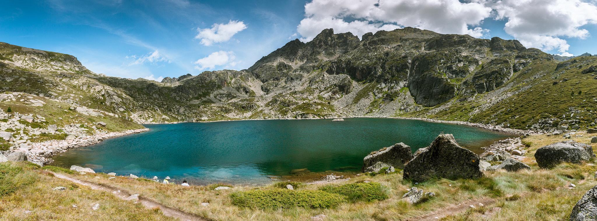 Canon EOS 5D + Sigma 24-70mm F2.8 EX DG Macro sample photo. Estany de juclar photography