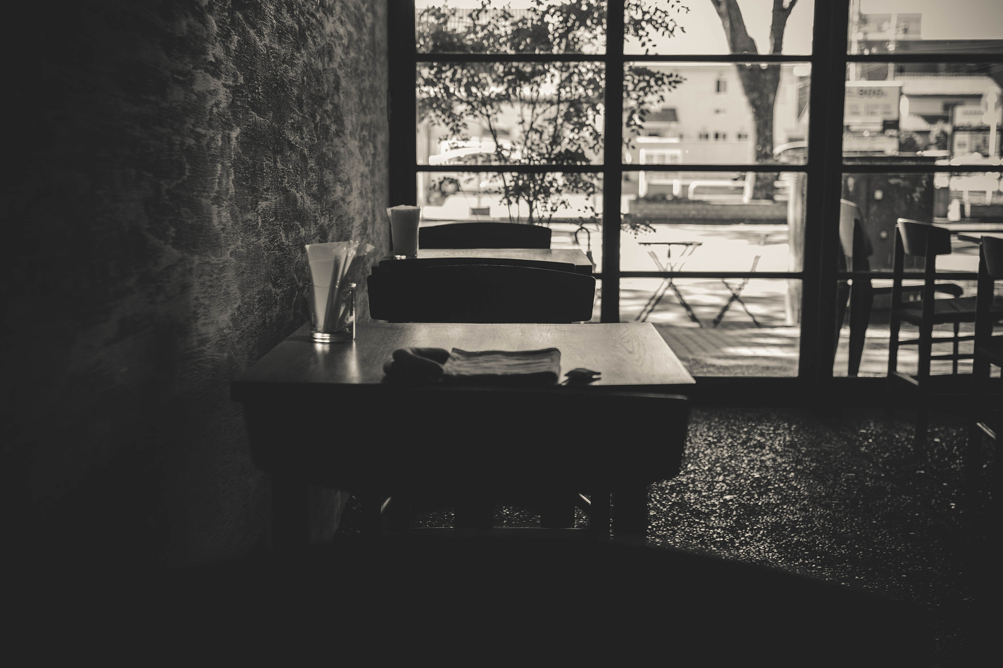 Canon EF 28mm F1.8 USM sample photo. Small seat photography