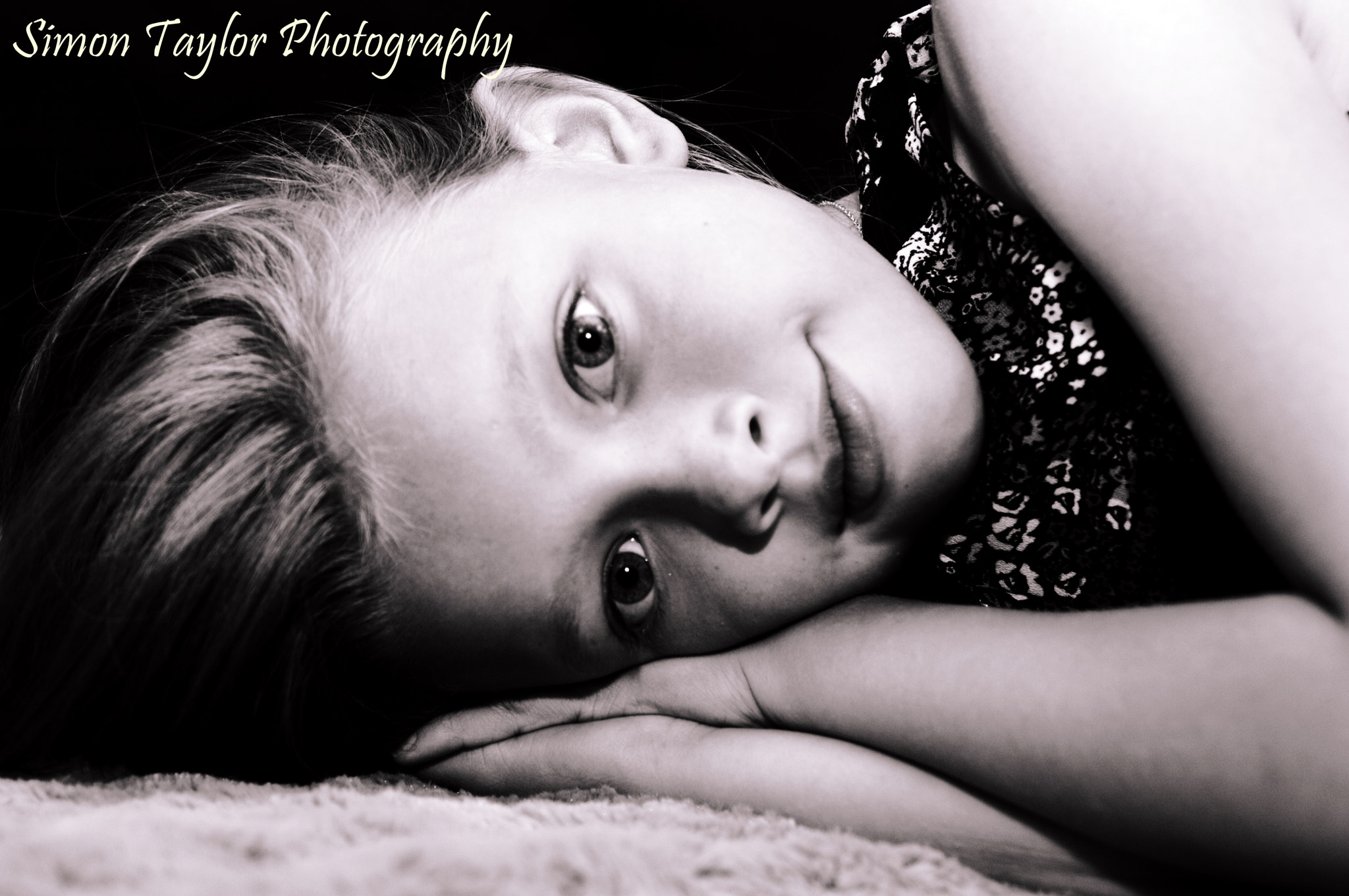 AF Zoom-Nikkor 28-100mm f/3.5-5.6G sample photo. () photography