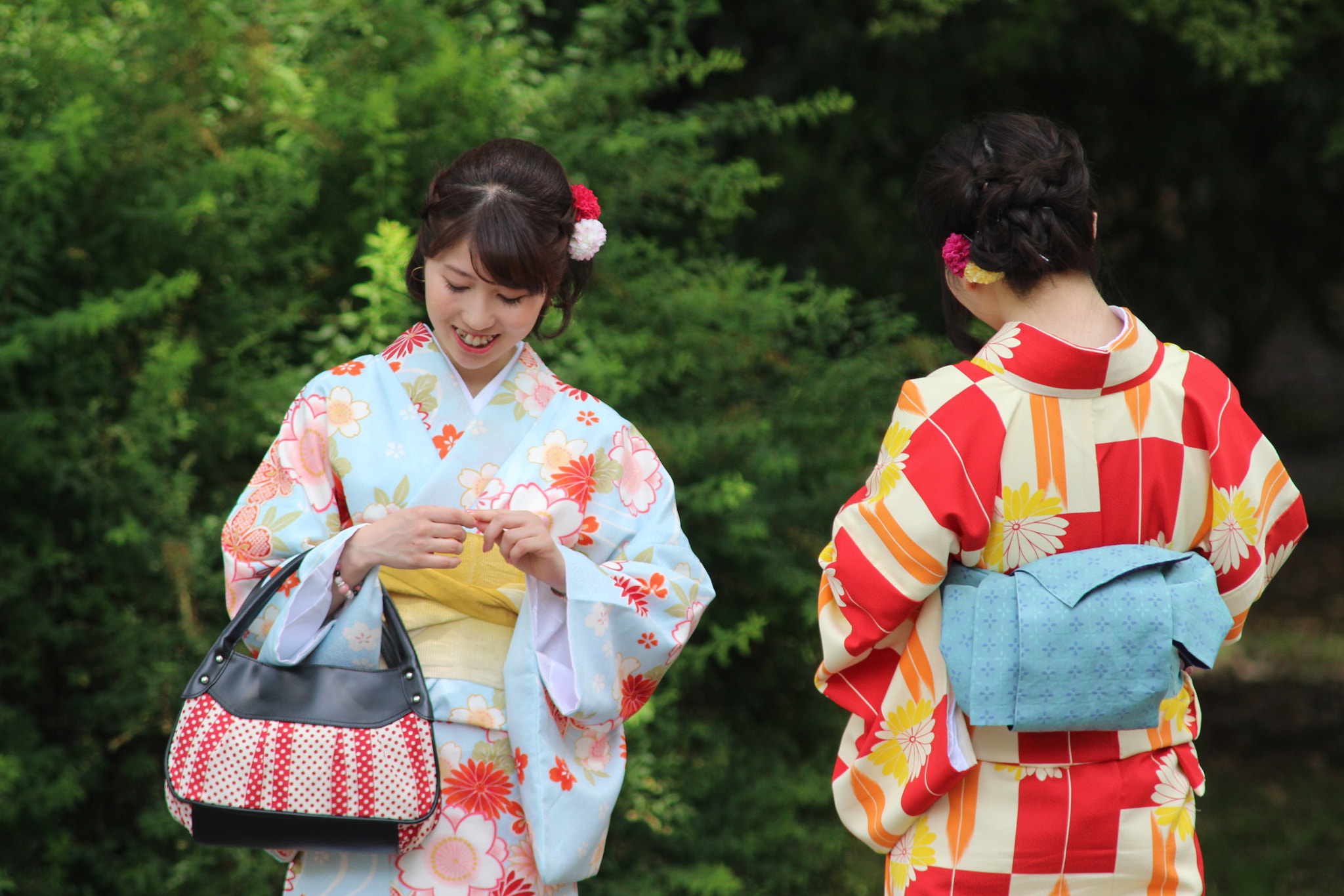 Canon EOS 700D (EOS Rebel T5i / EOS Kiss X7i) + Canon EF 75-300mm F4.0-5.6 IS USM sample photo. Girl in kimono photography