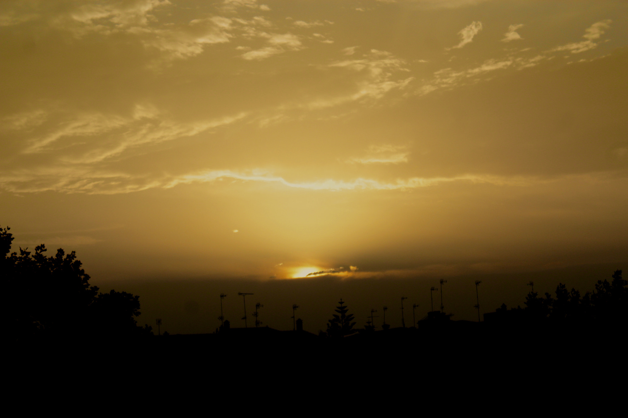 Canon EF-S 18-55mm F3.5-5.6 IS II sample photo. Sunset photography