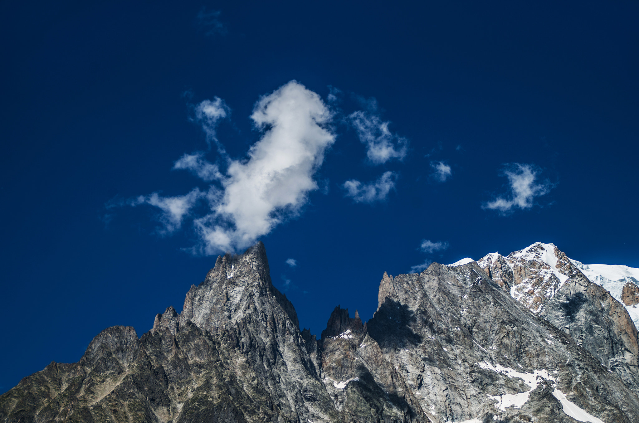 Tamron AF 18-200mm F3.5-6.3 XR Di II LD Aspherical (IF) Macro sample photo. Monte bianco, valle d'aosta photography