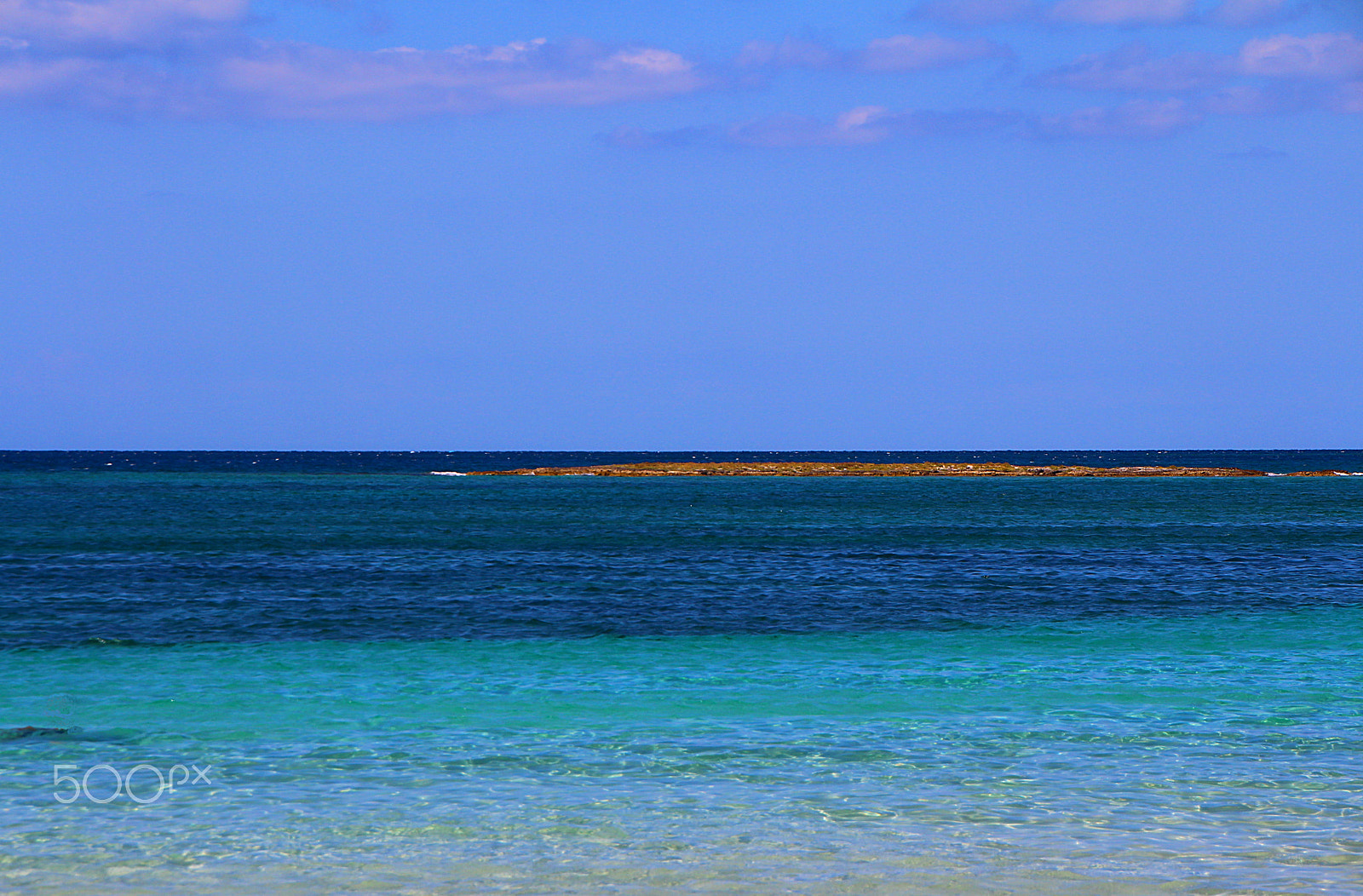 Canon EOS 650D (EOS Rebel T4i / EOS Kiss X6i) sample photo. Italian blue photography