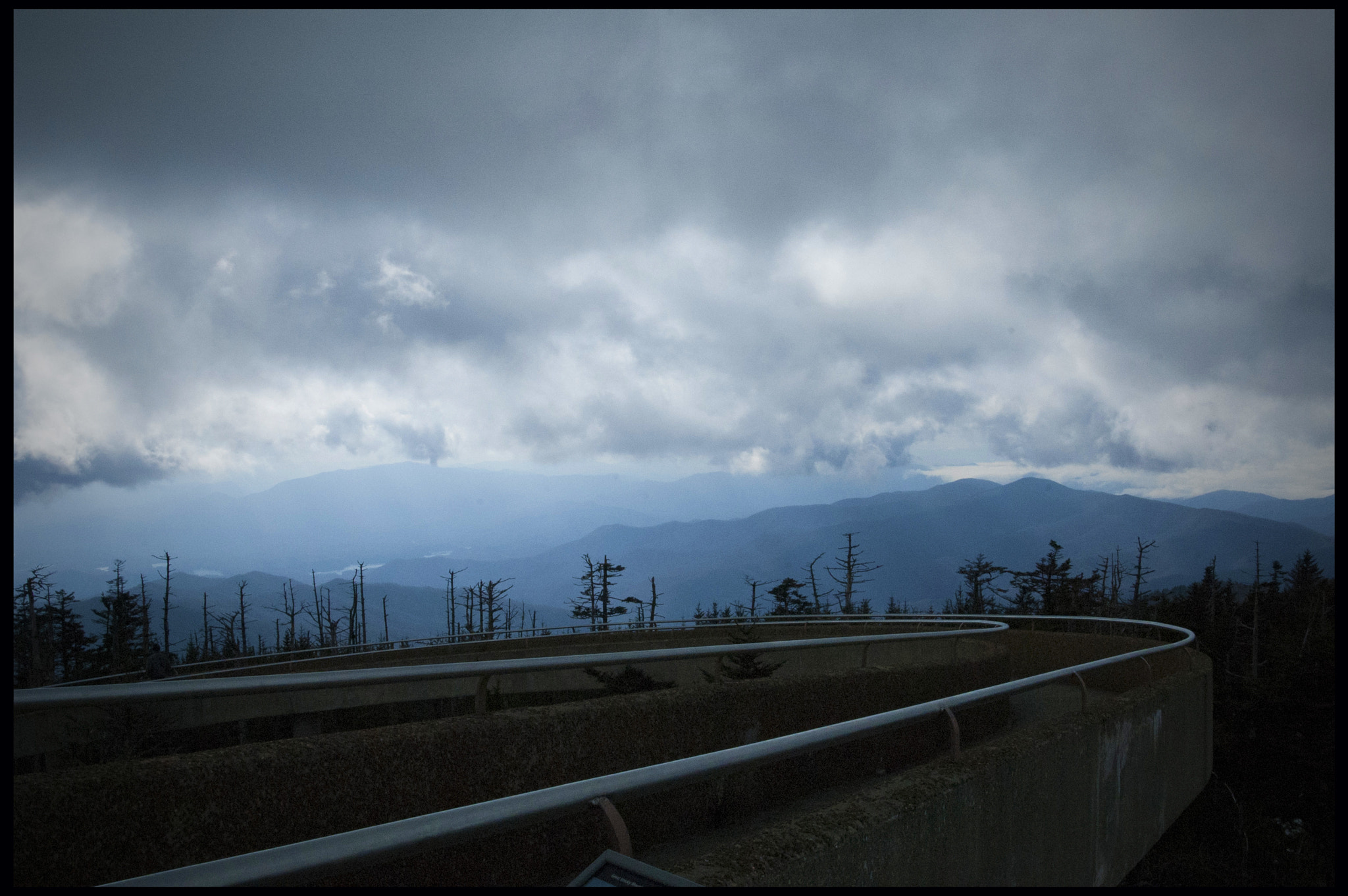 AF Zoom-Nikkor 24-120mm f/3.5-5.6D IF sample photo. Clingman's dome, north carolina photography